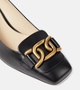 Logo leather pumps