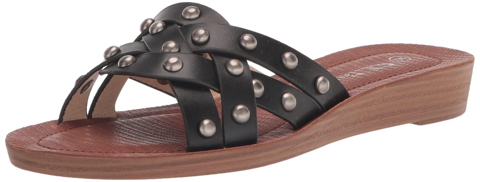 Chinese Laundry Women's Aspiring Stud Flat Sandal