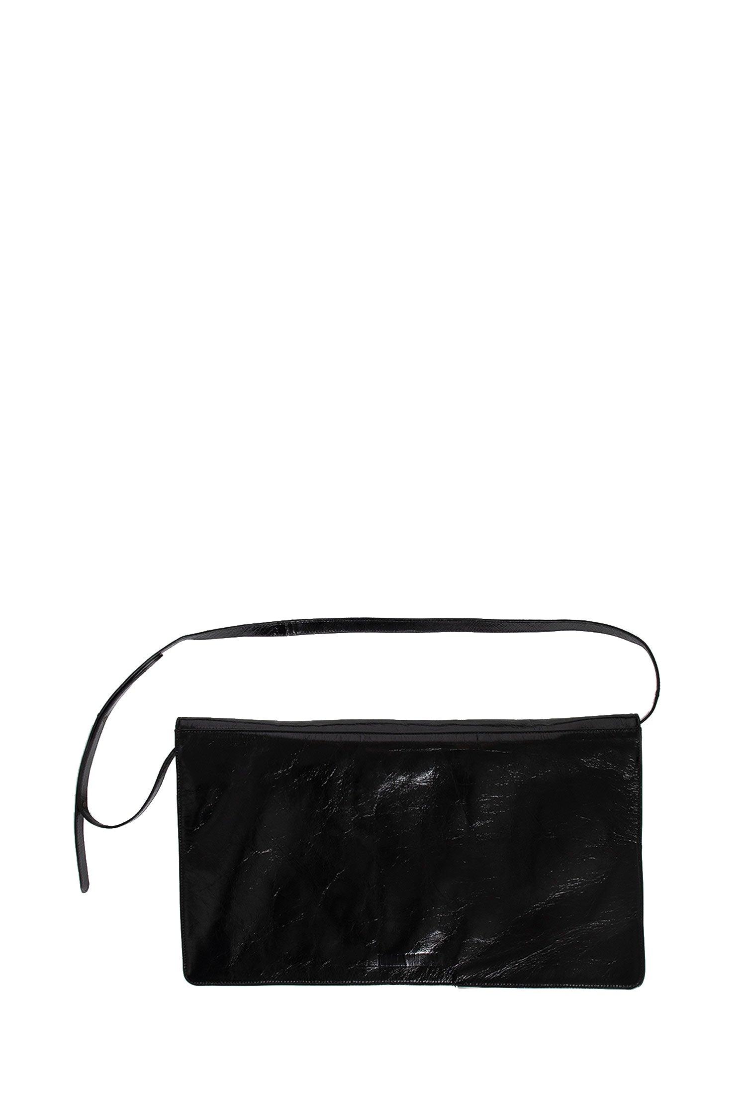 medium flat leather bag