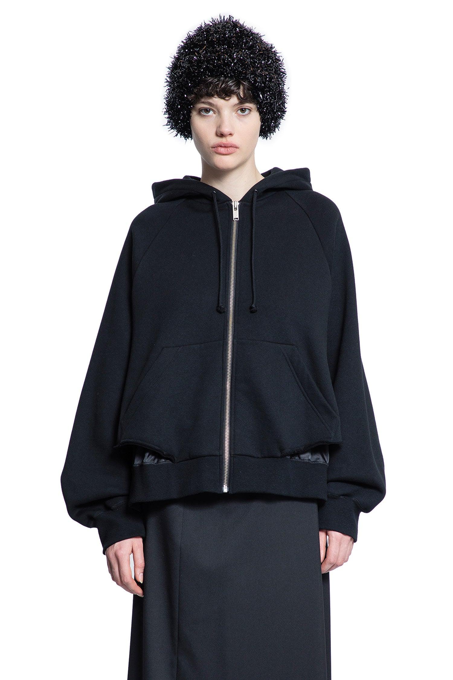 up2d1801 zip-up hoodie