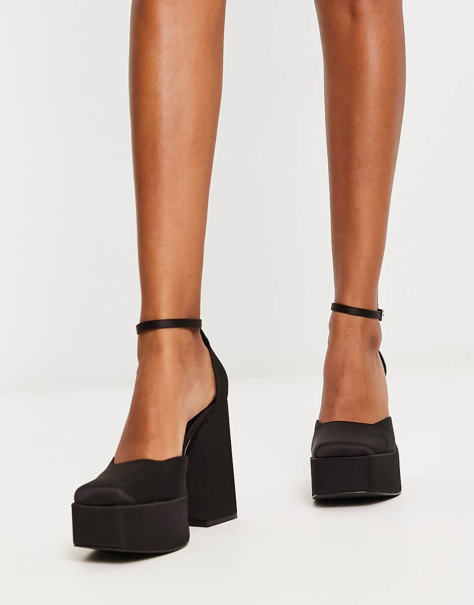 Pull&Bear square front platform heeled sandals in black