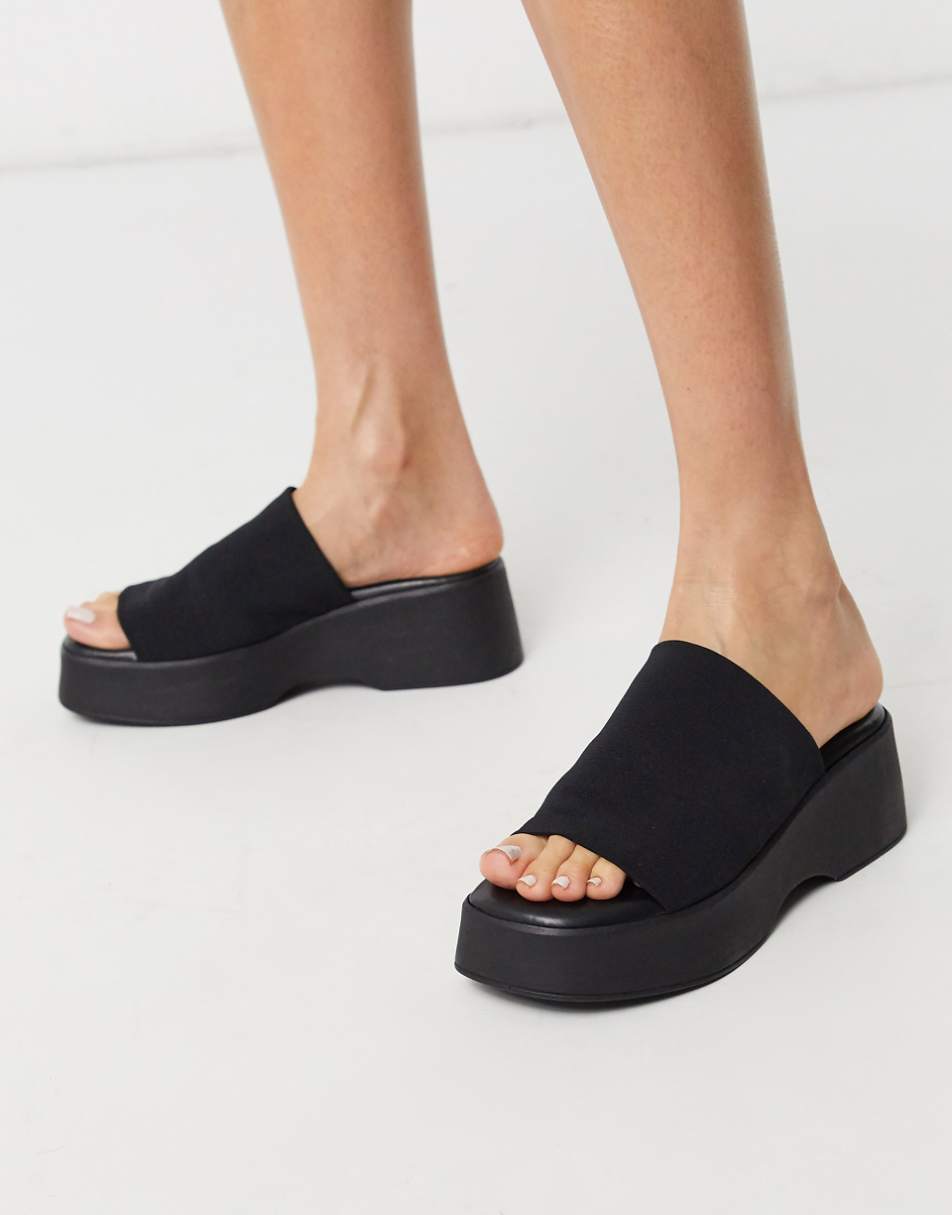 Steve Madden Slinky chunky flatform sandal in black