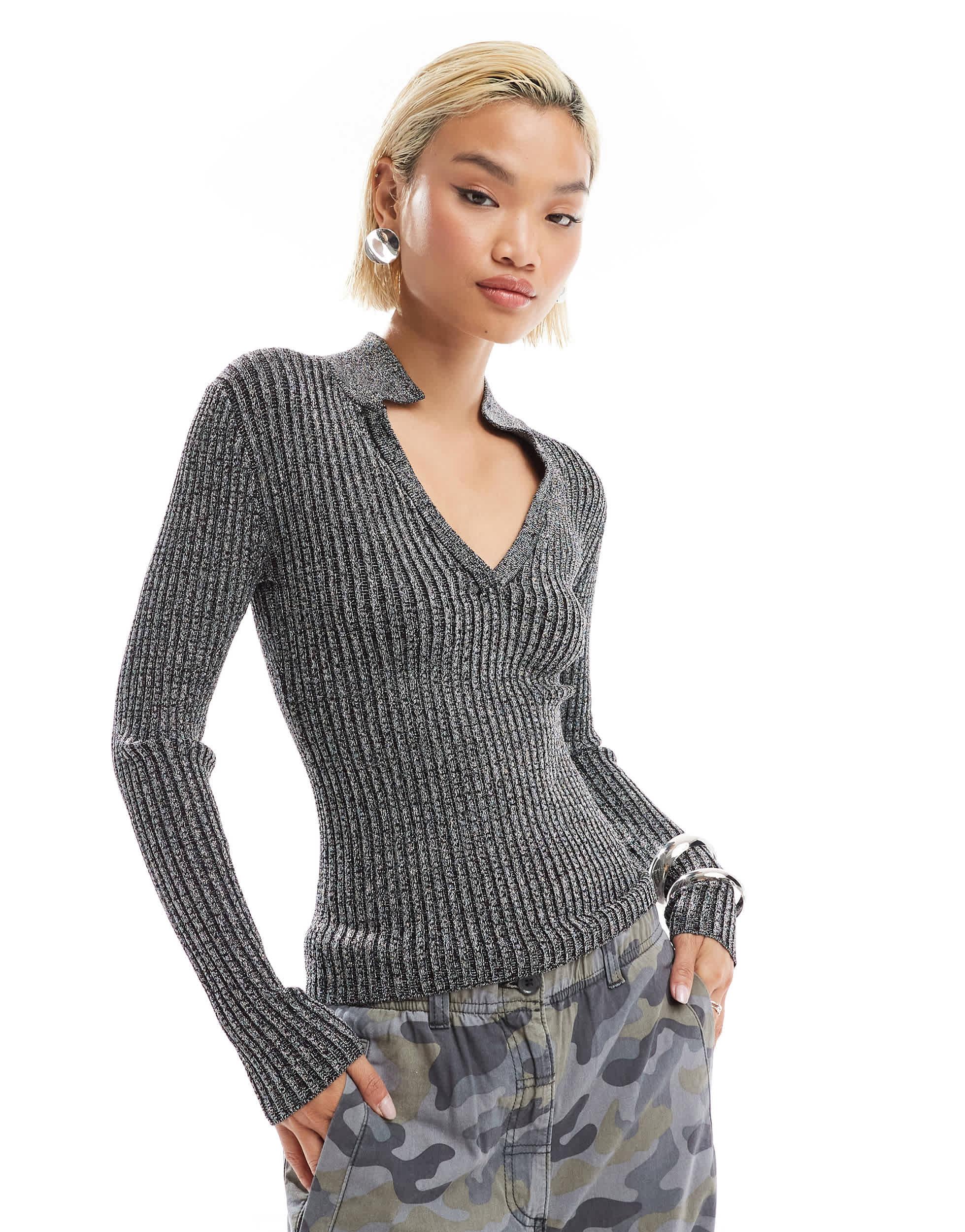 COLLUSION shimmer knitted v neck collar top in black