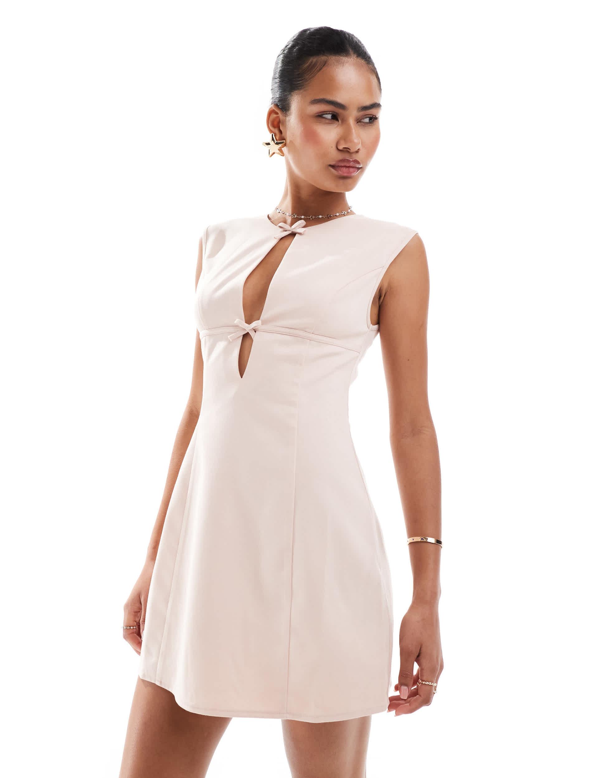 Motel Vadanni bow front mini dress in light blush