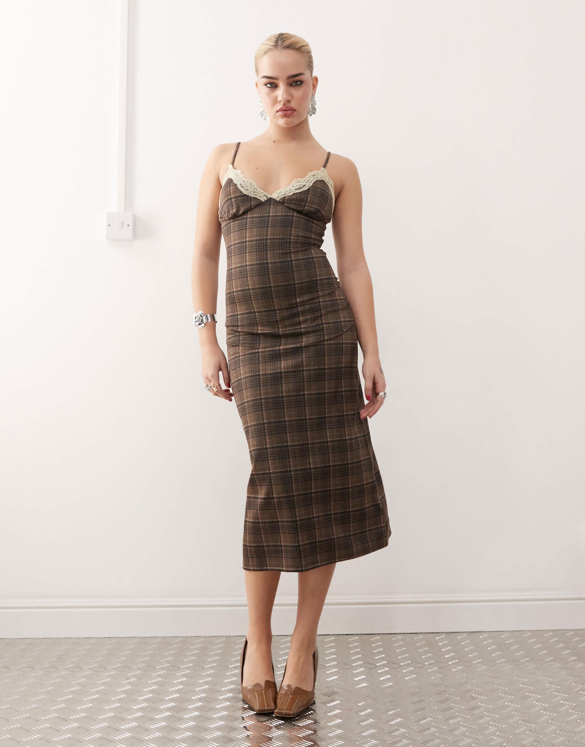 Motel delfina lace edge plaid midaxi dress in brown