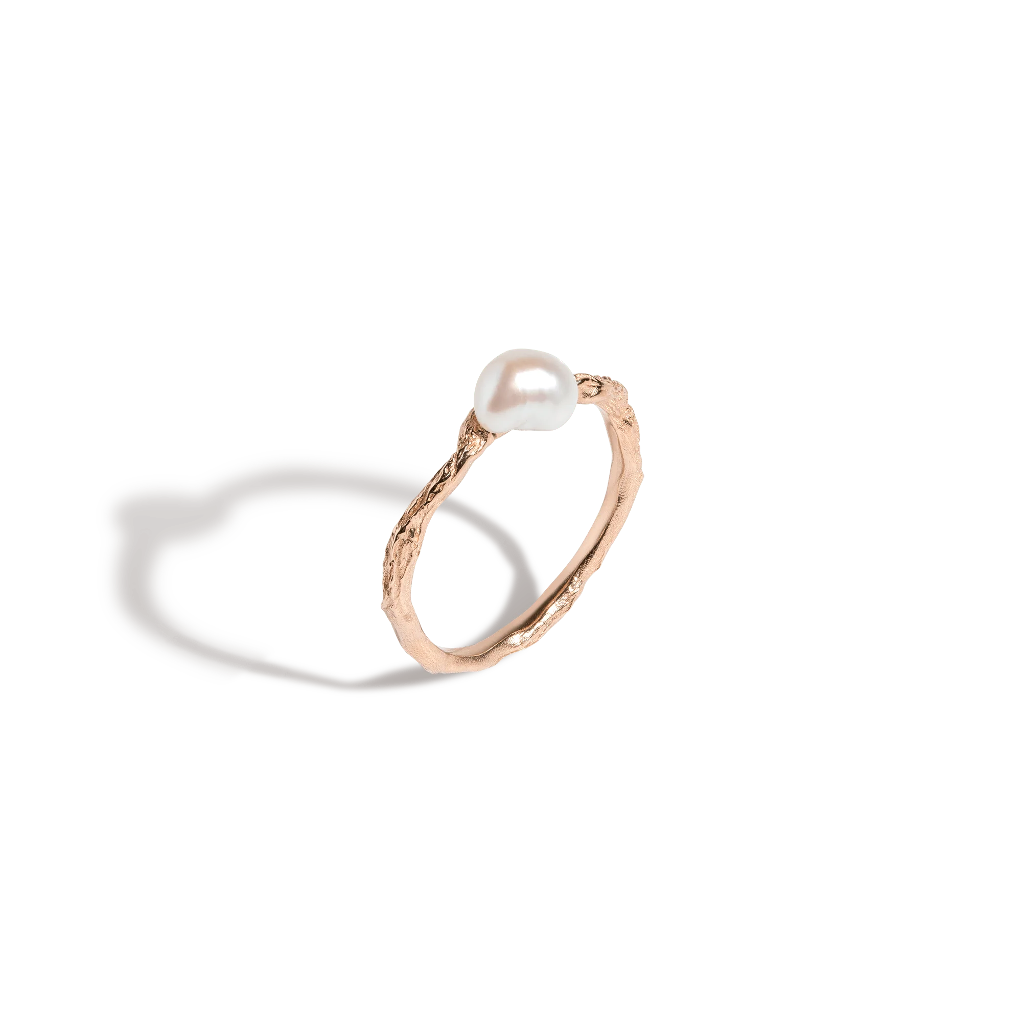 AURATE X KERRY: Venus Organic Pearl Gold Ring