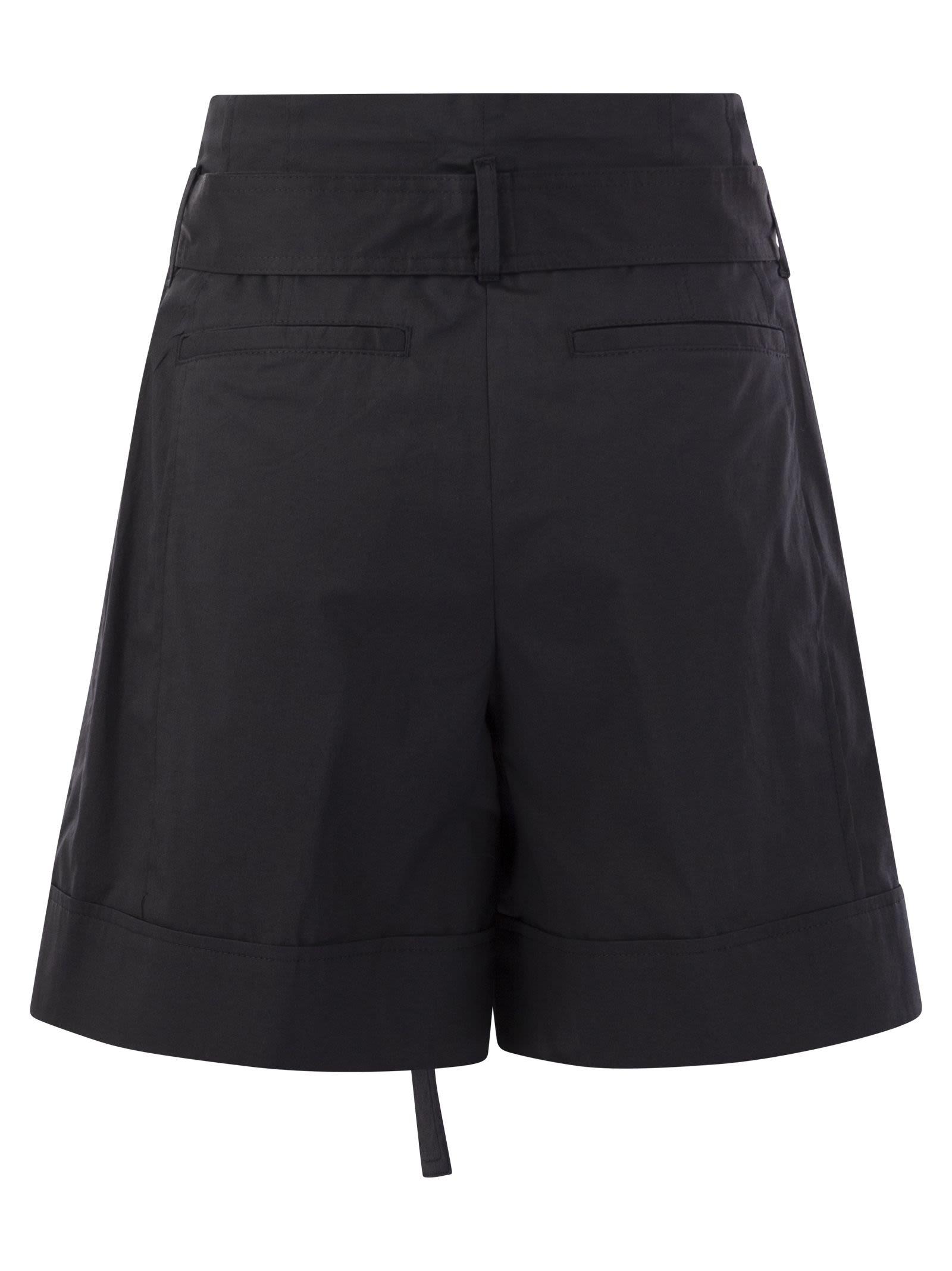 Peserico Short With Pleats And Stretch Cotton