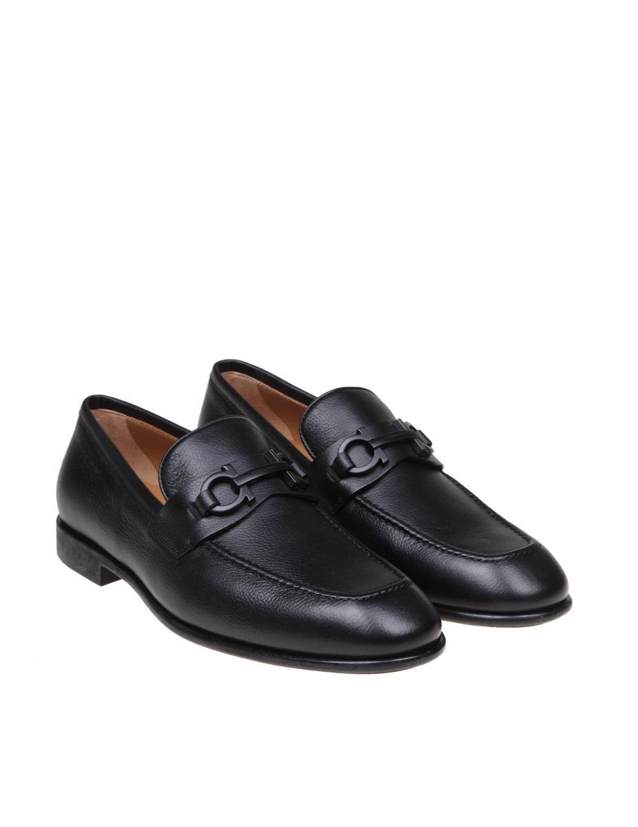 Leather Loafers With Gancini Buckle