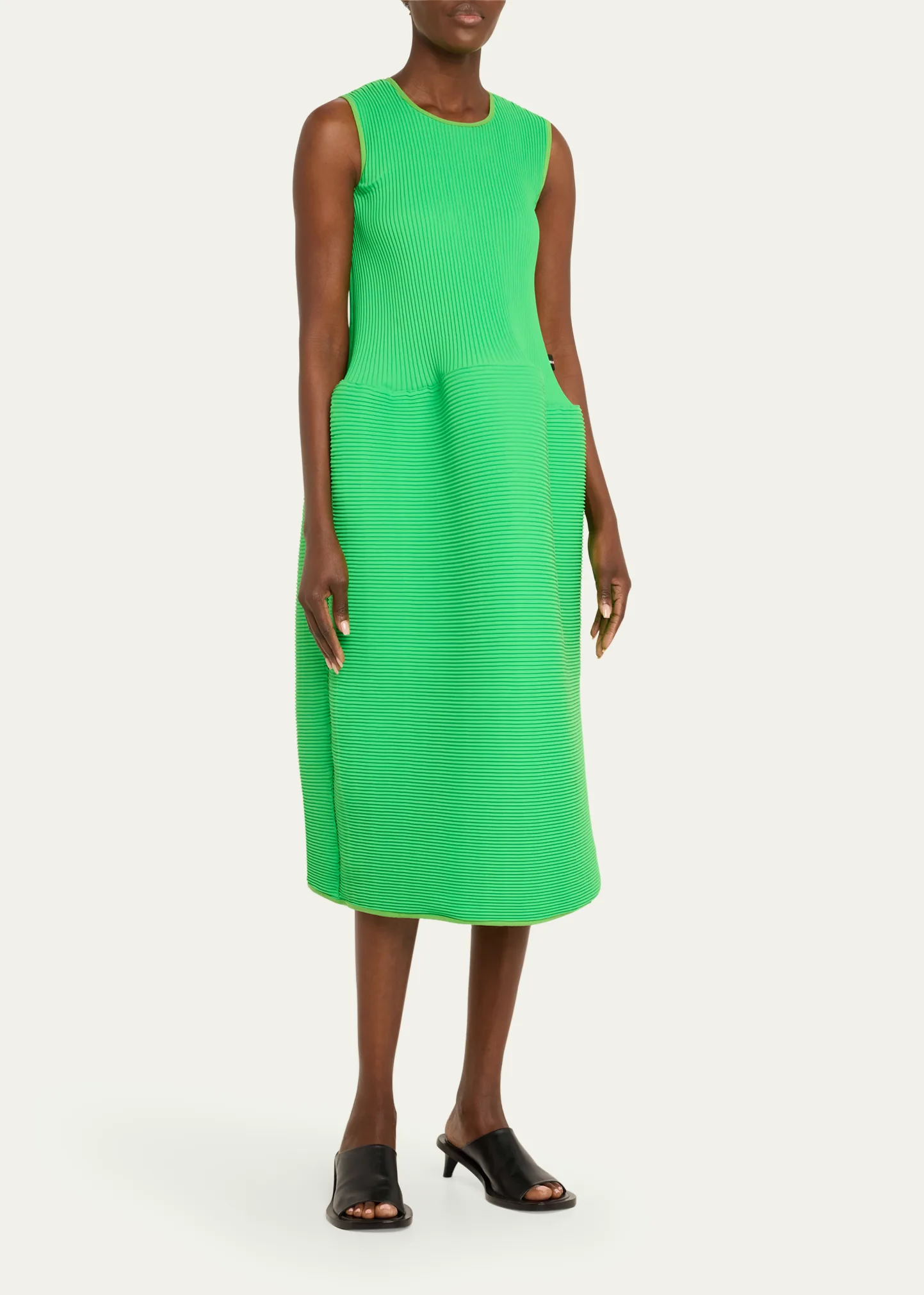 Ripple Pleat Sleeveless Midi Dress