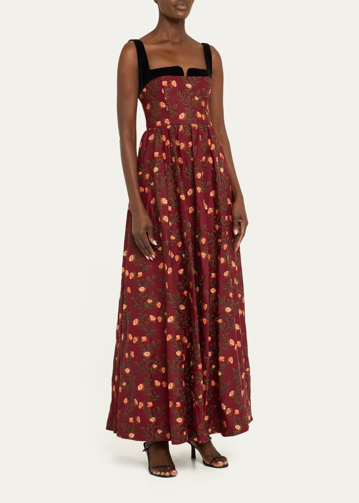 Jaspe Sueno Embroidered Maxi Dress