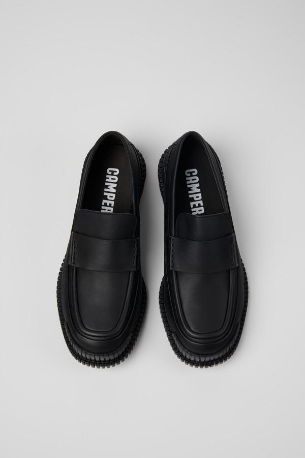 Black Leather Mocasin Shoes for Men.