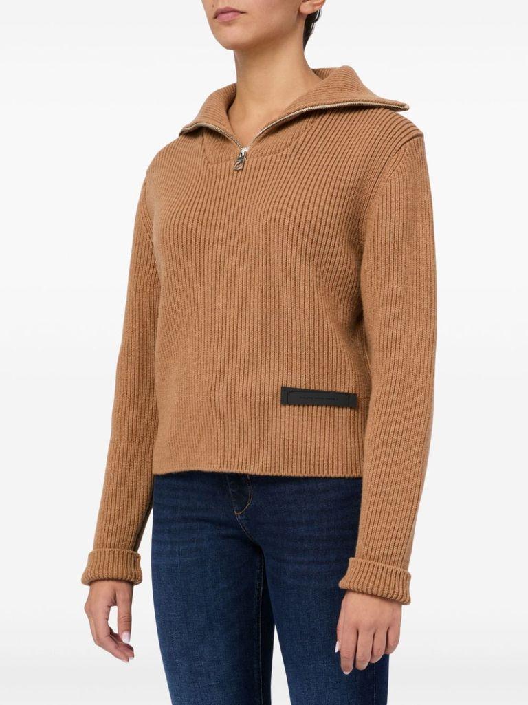 Ribbed wool sweater with zip