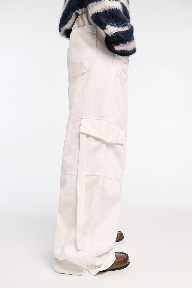 TWISTED STRUCTURE pants