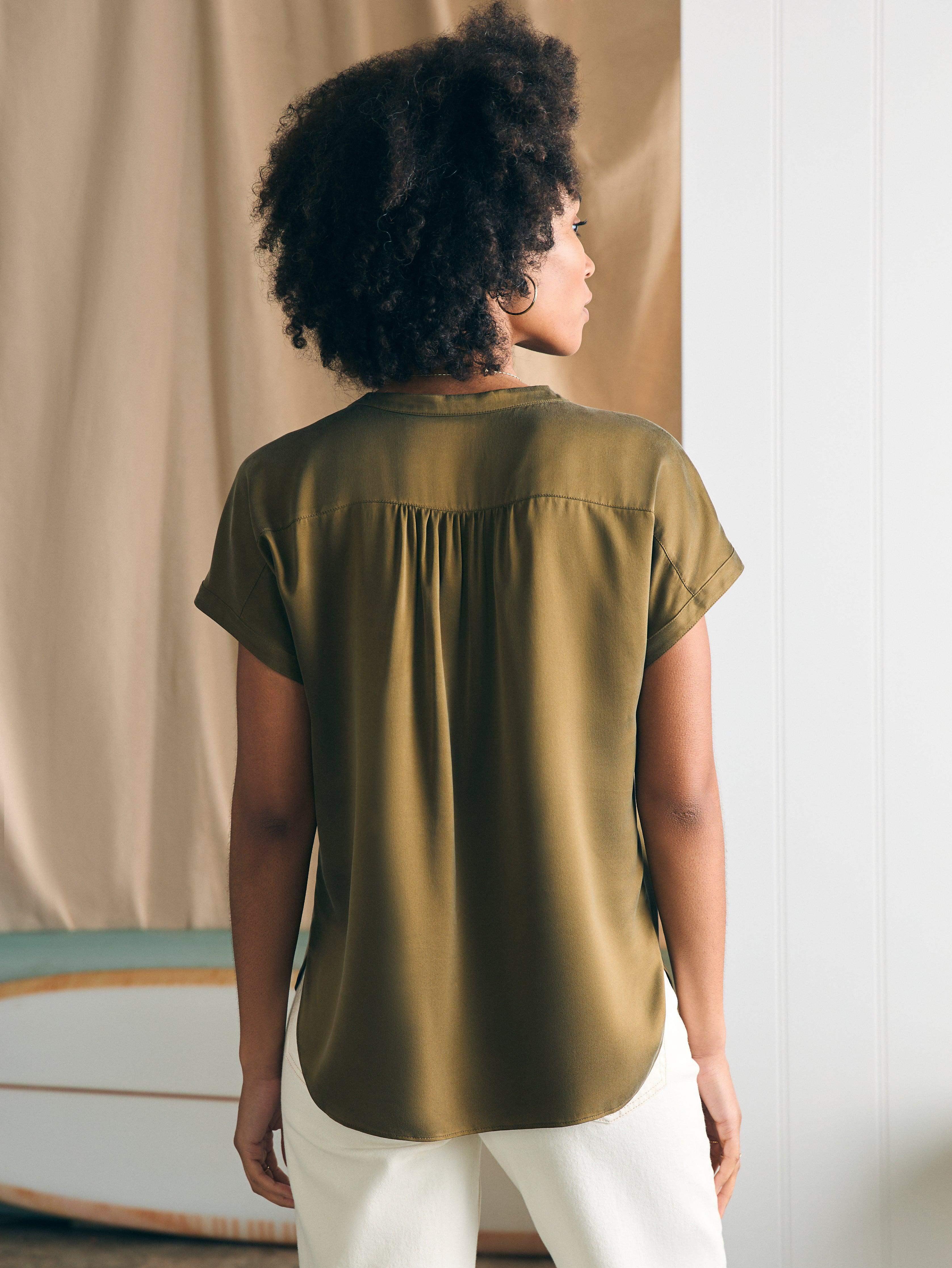 Sandwashed Silk Desmond Top - Military Olive