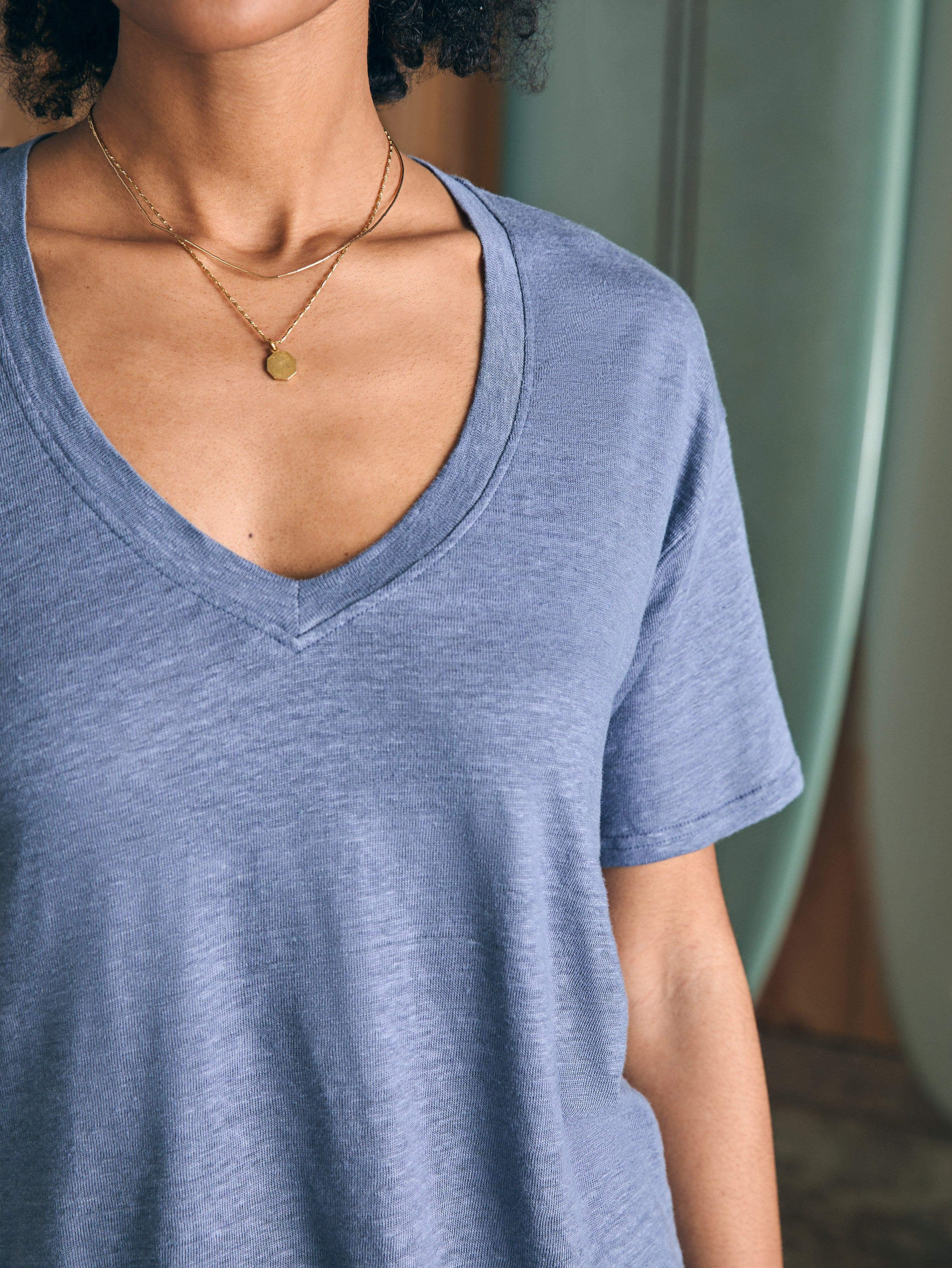 Oceanside Linen V-Neck Tee - Folkstone