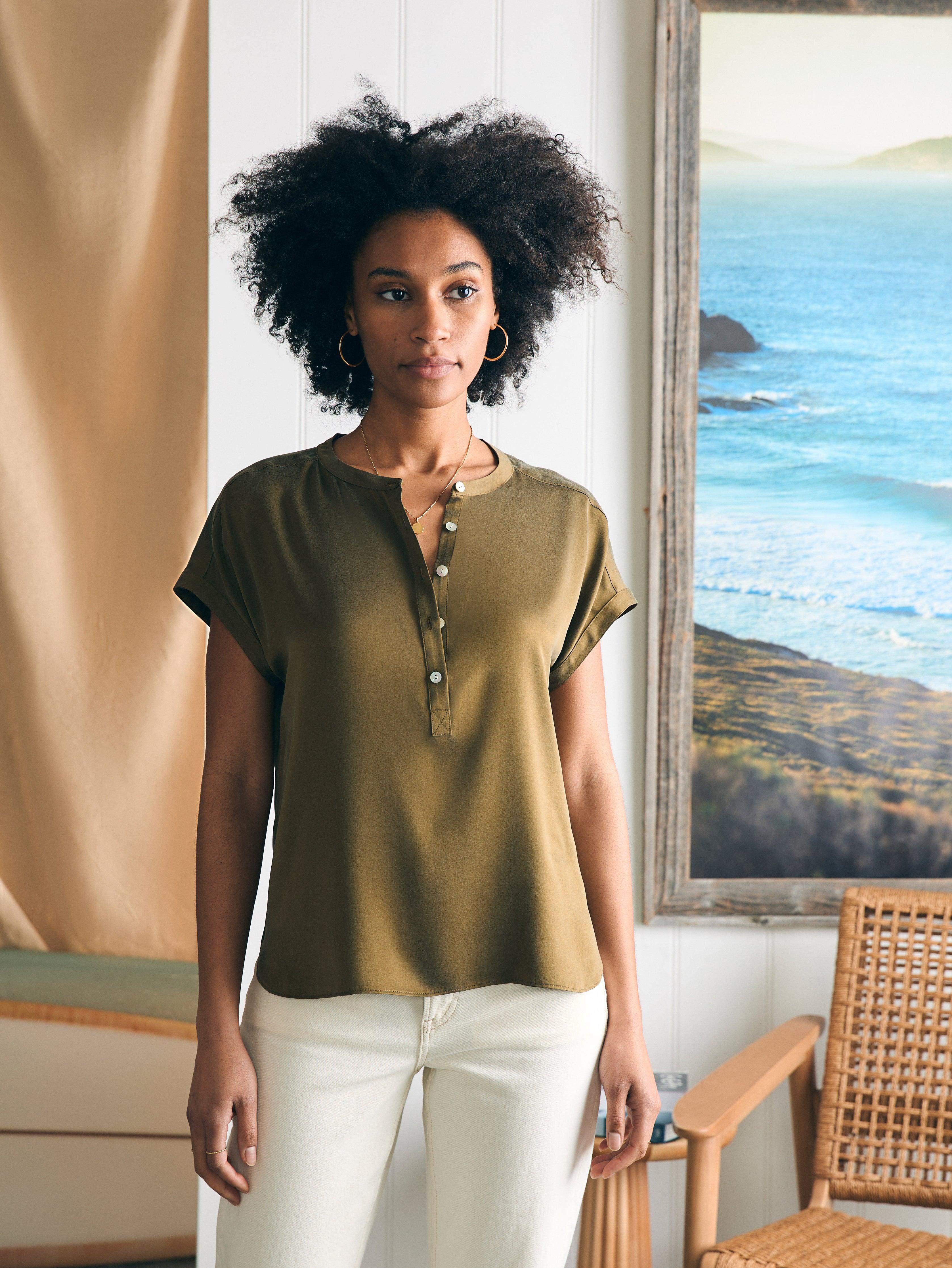 Sandwashed Silk Desmond Top - Military Olive