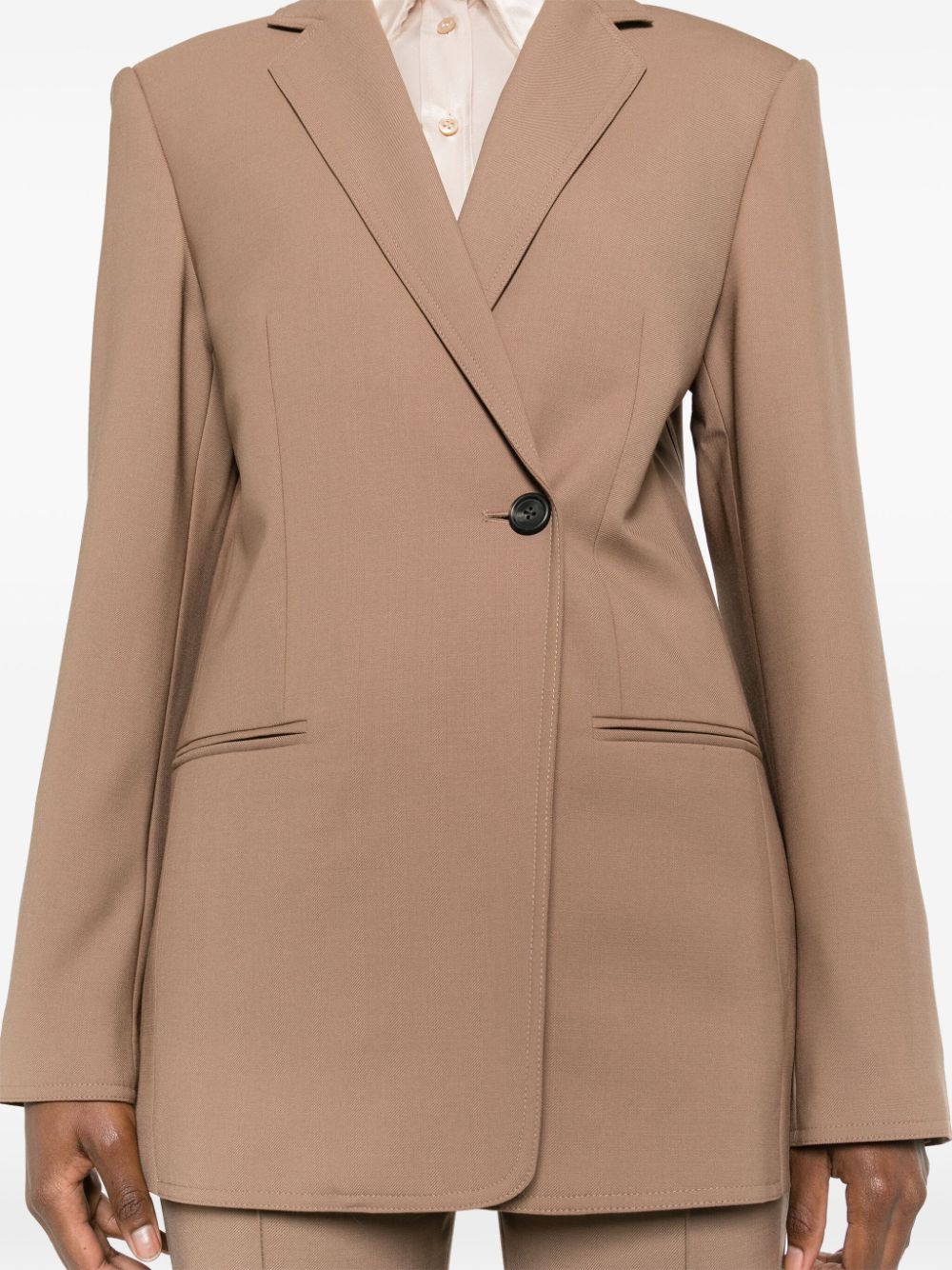 notched-lapels tailored blazer