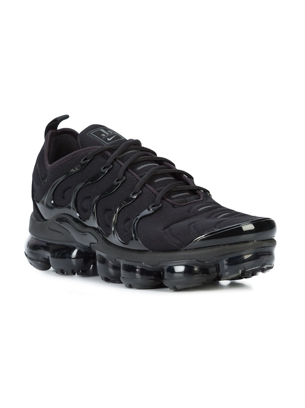 Air Vapormax Plus "Triple Black" sneakers