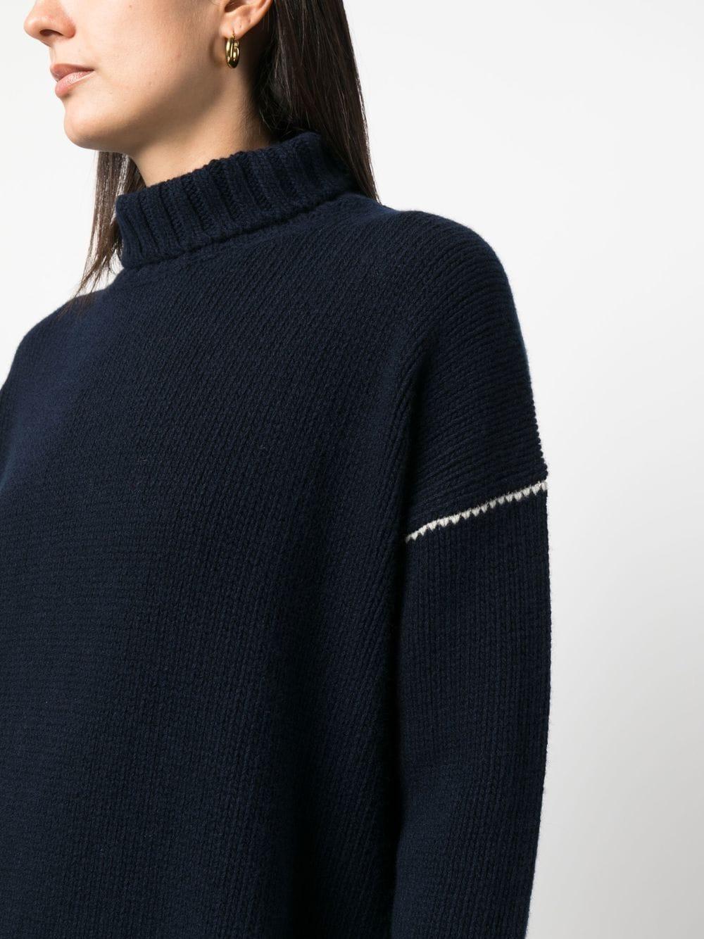 Cozy roll neck jumper