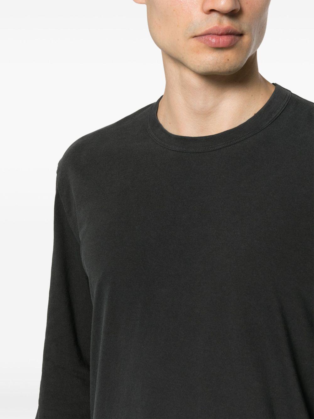 long-sleeve T-shirt