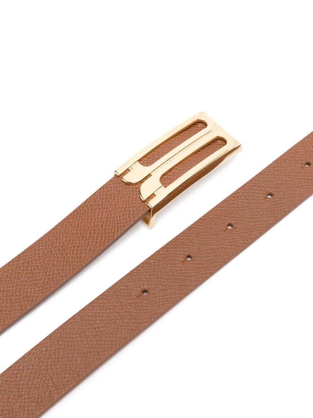 logo-buckle belt