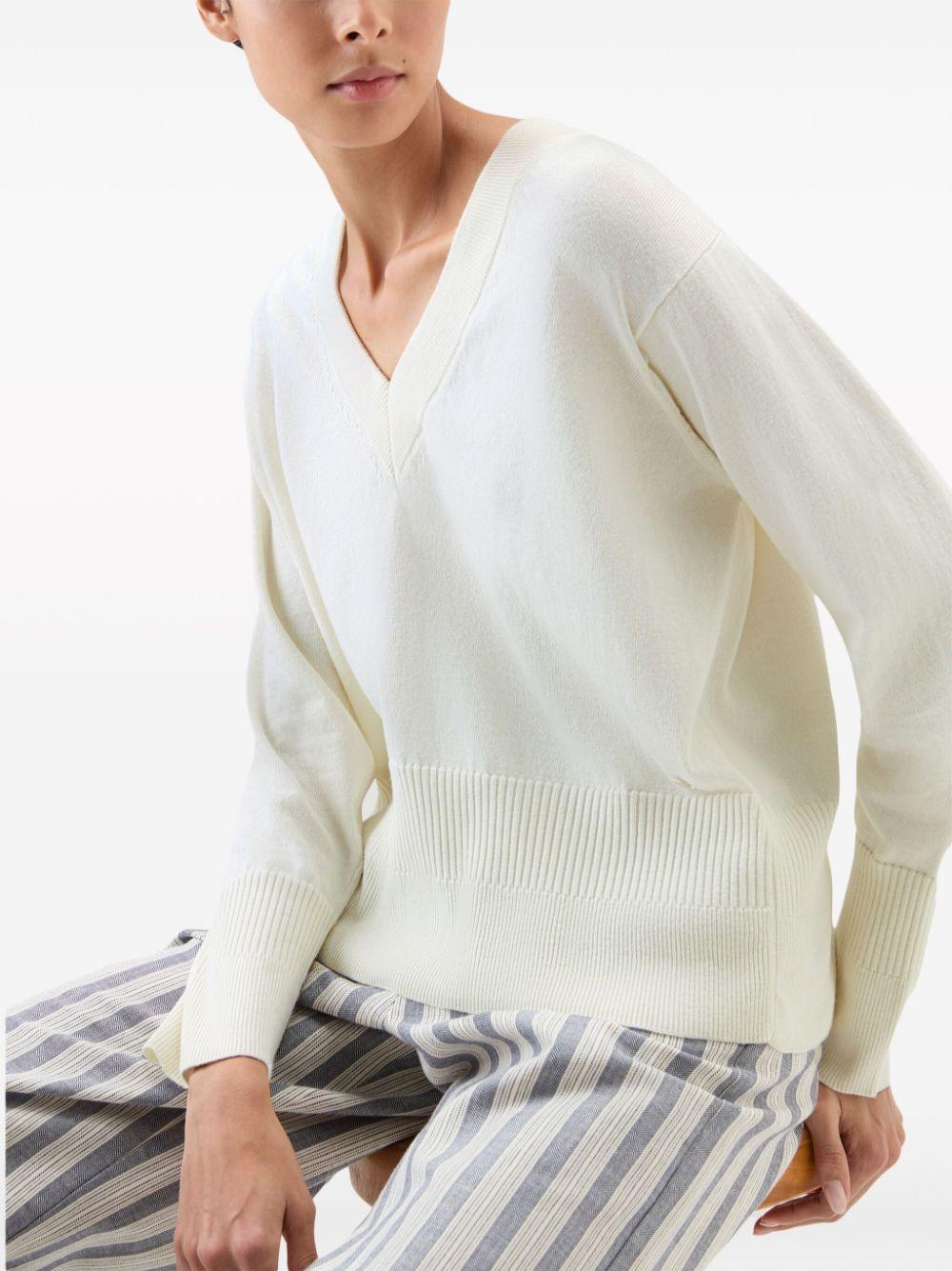 V-neck cotton-cashmere jumper