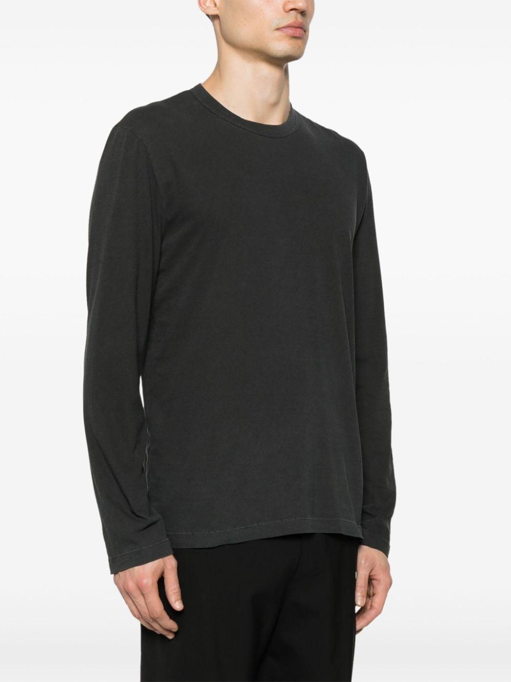 long-sleeve T-shirt