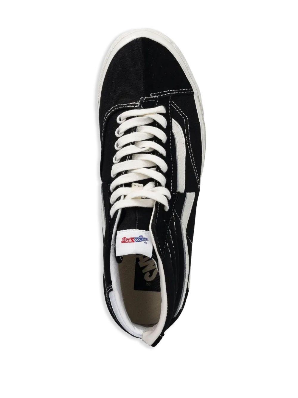 Clash the Wall LX sneakers