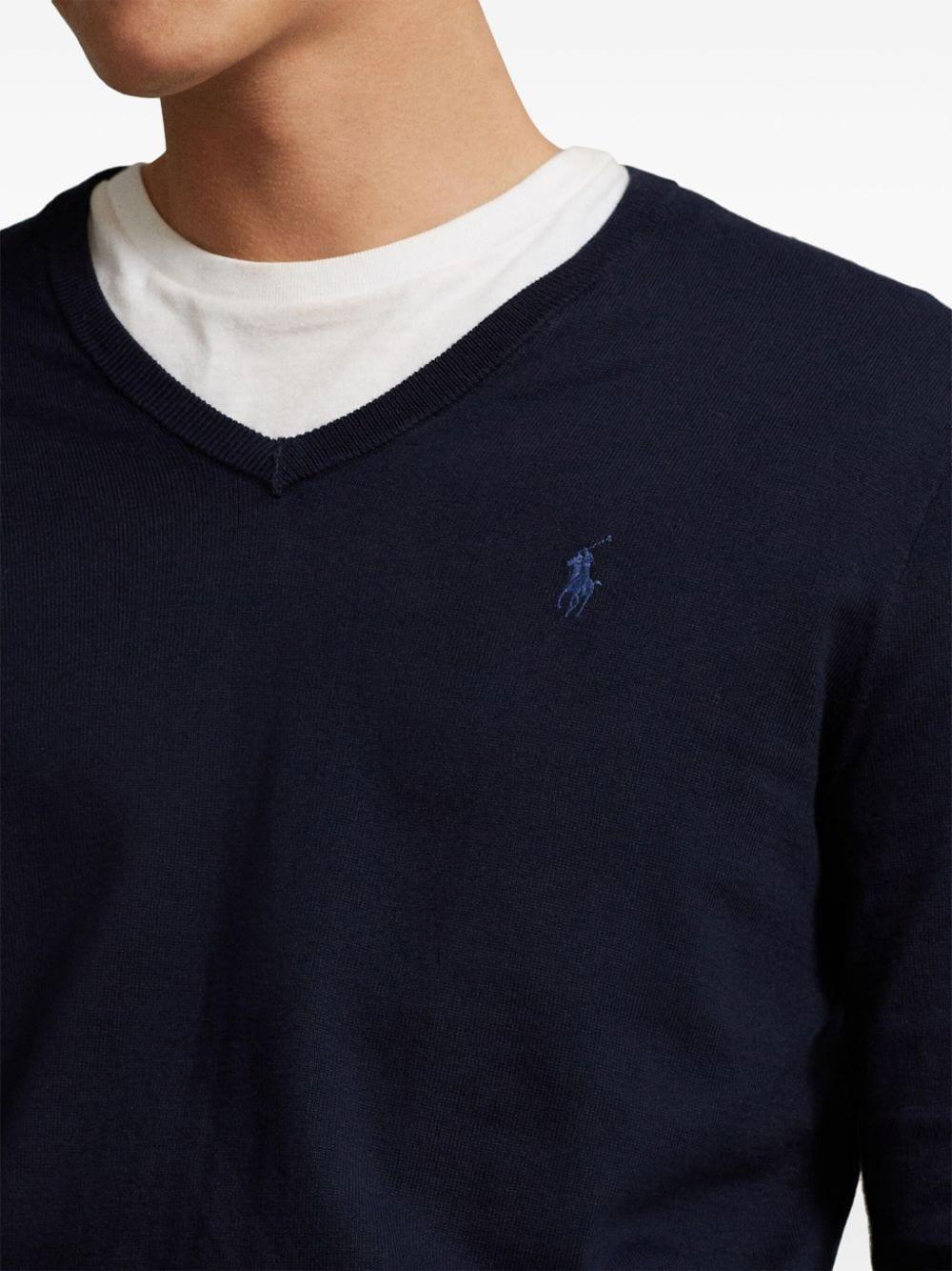 logo embroidered V-neck jumper