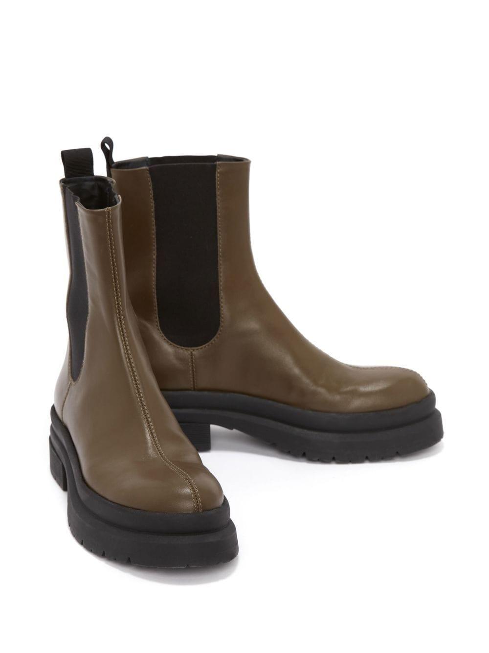 calf leather Chelsea boots