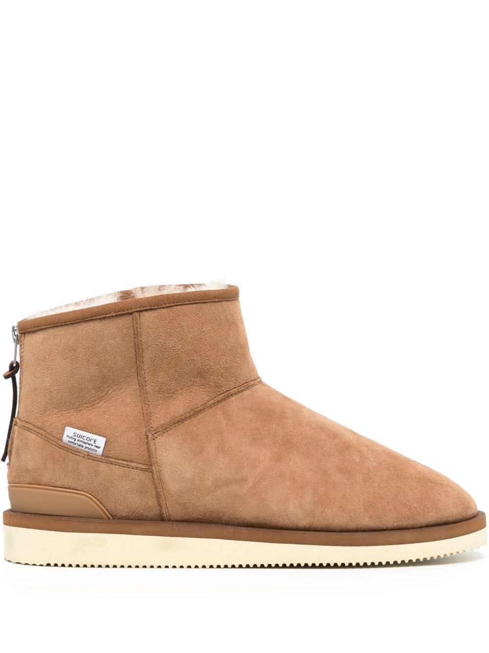 ELS suede ankle boots