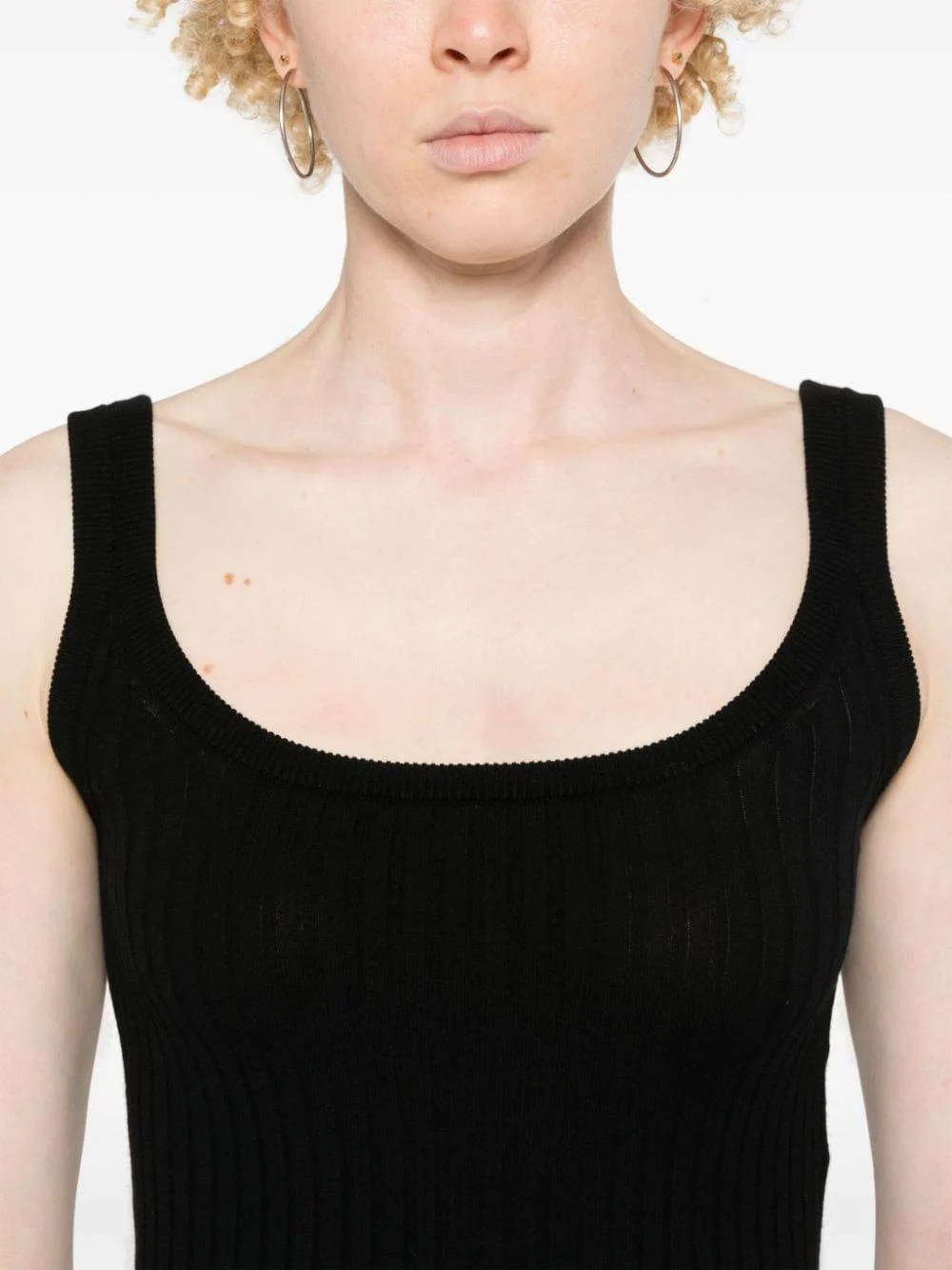 scoop-neck crop top