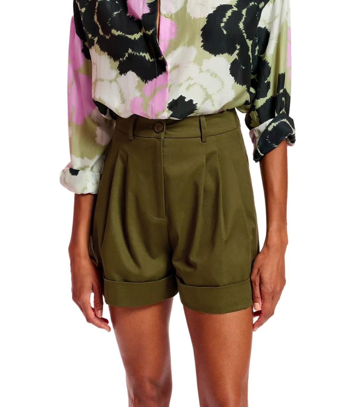 Essentiel Antwerp  Faint Military Green Shorts