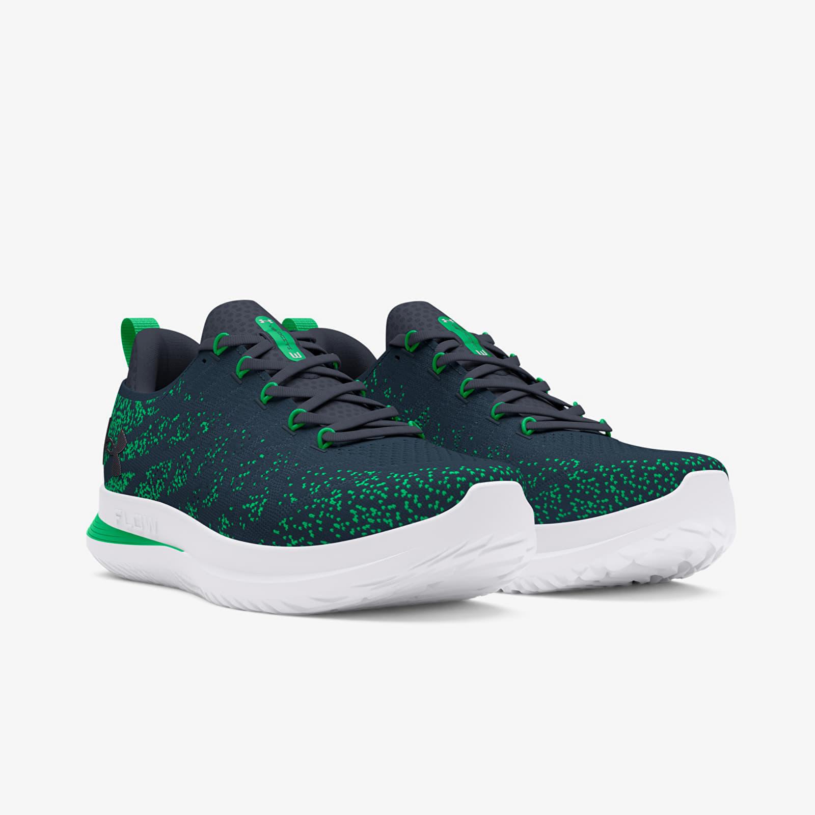 Under Armour Velociti 3