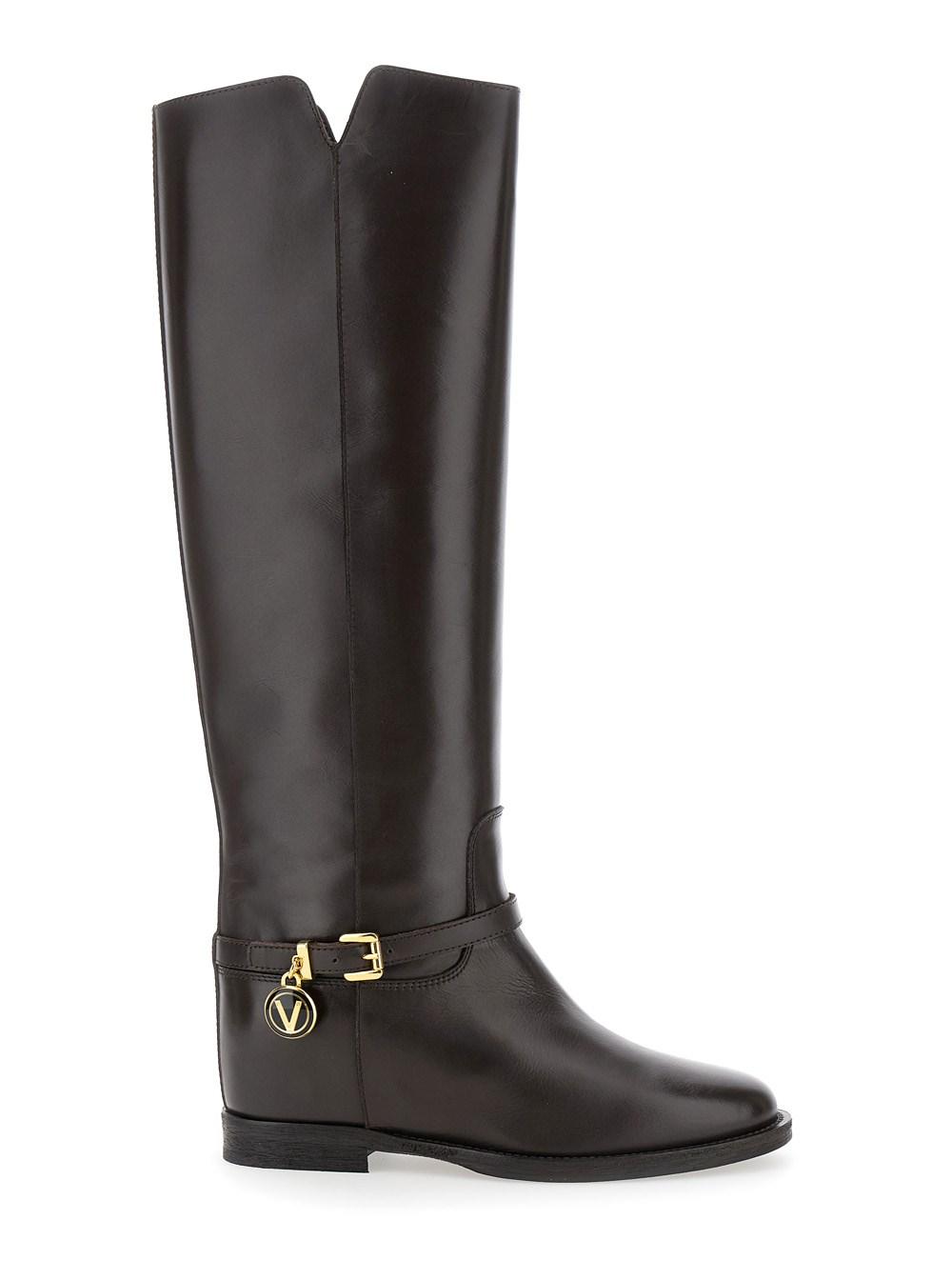 Brown Knee Boots With Logo Pendant in Leather Woman