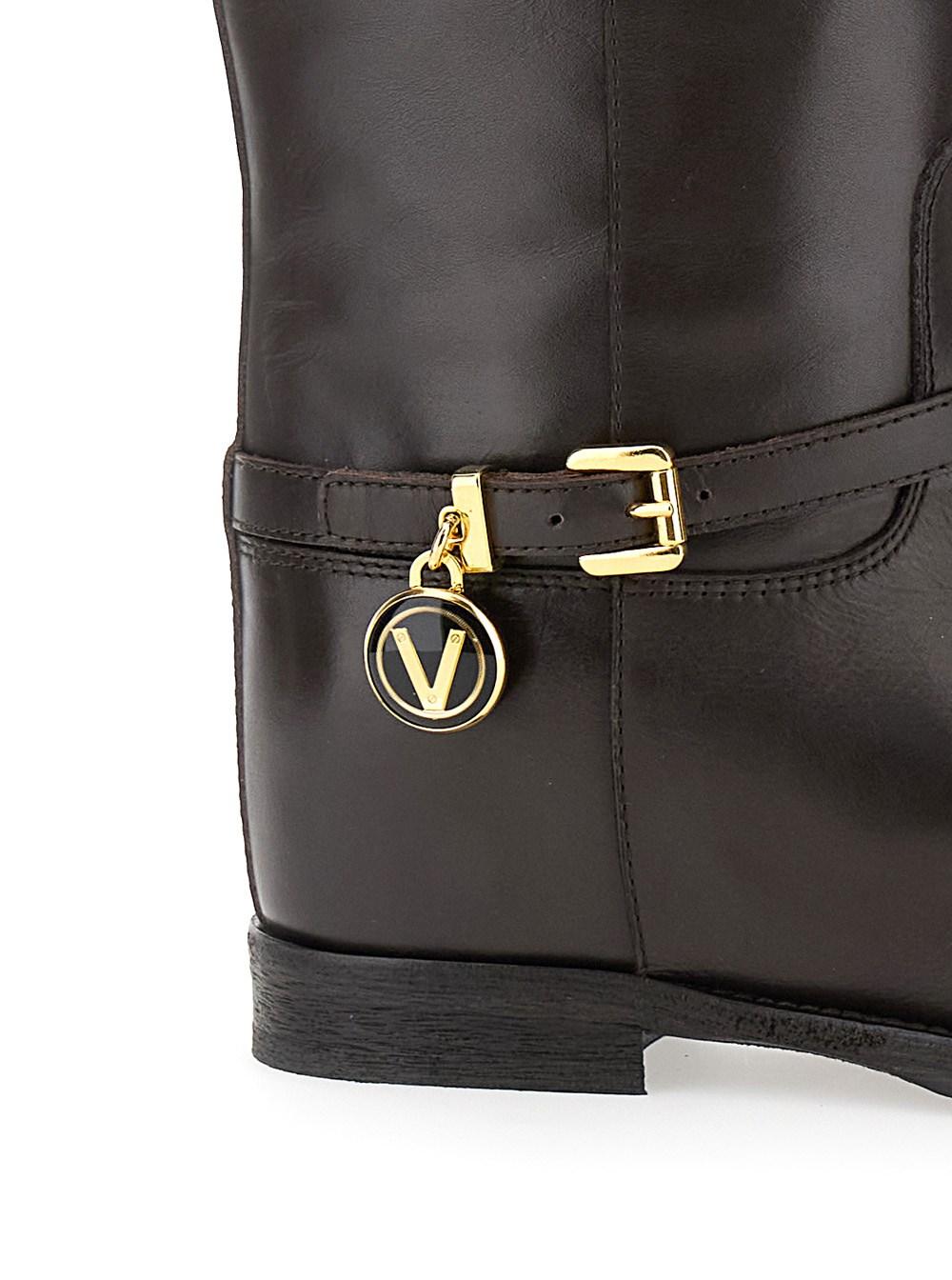 Brown Knee Boots With Logo Pendant in Leather Woman