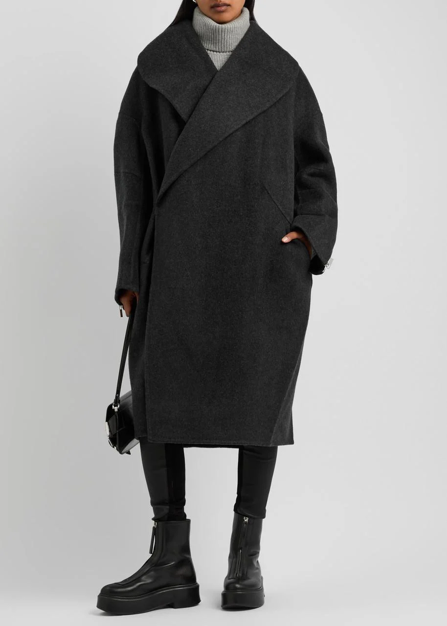 Apex Cocoon wool coat