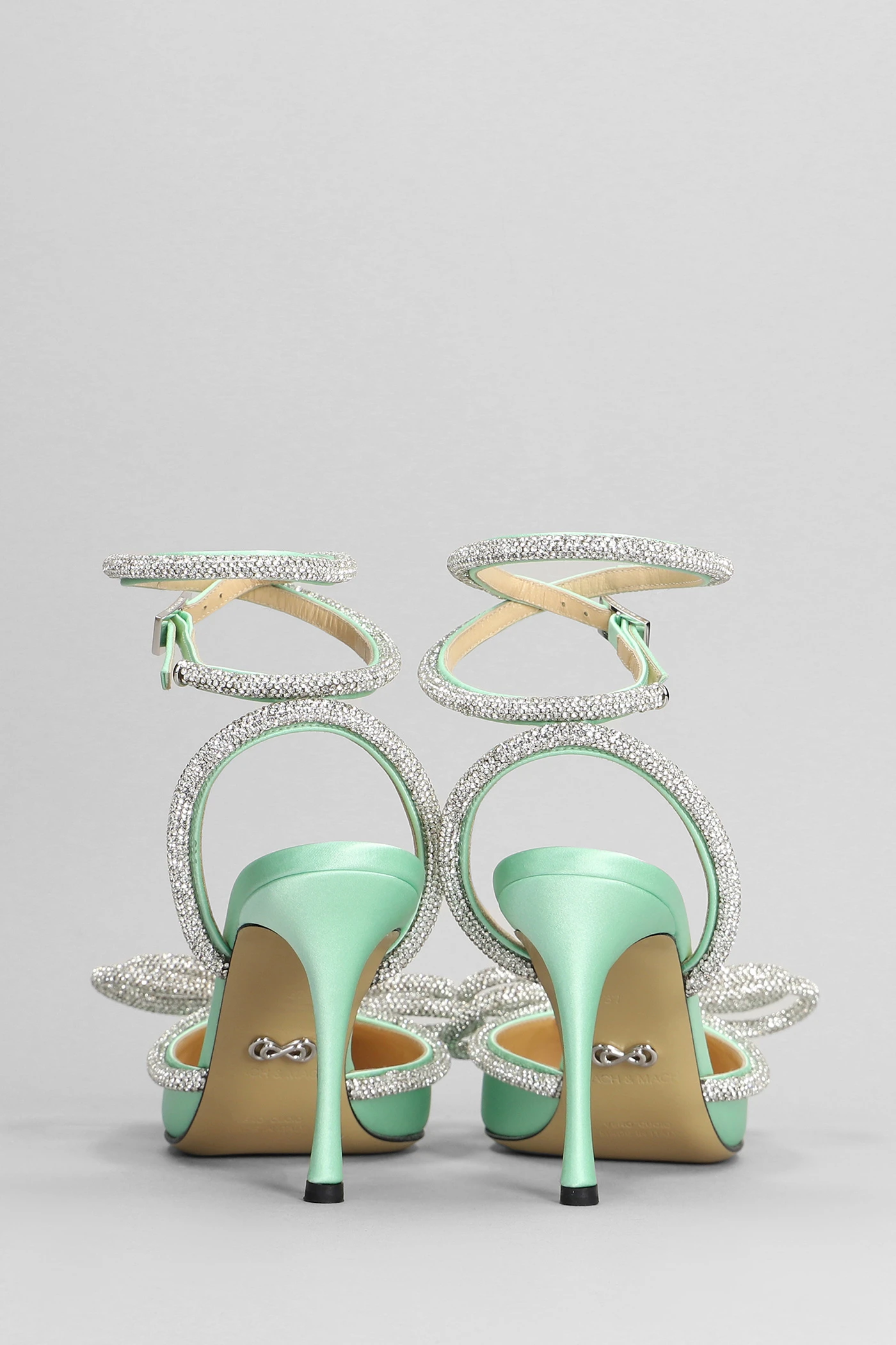 Pumps In Green Silk