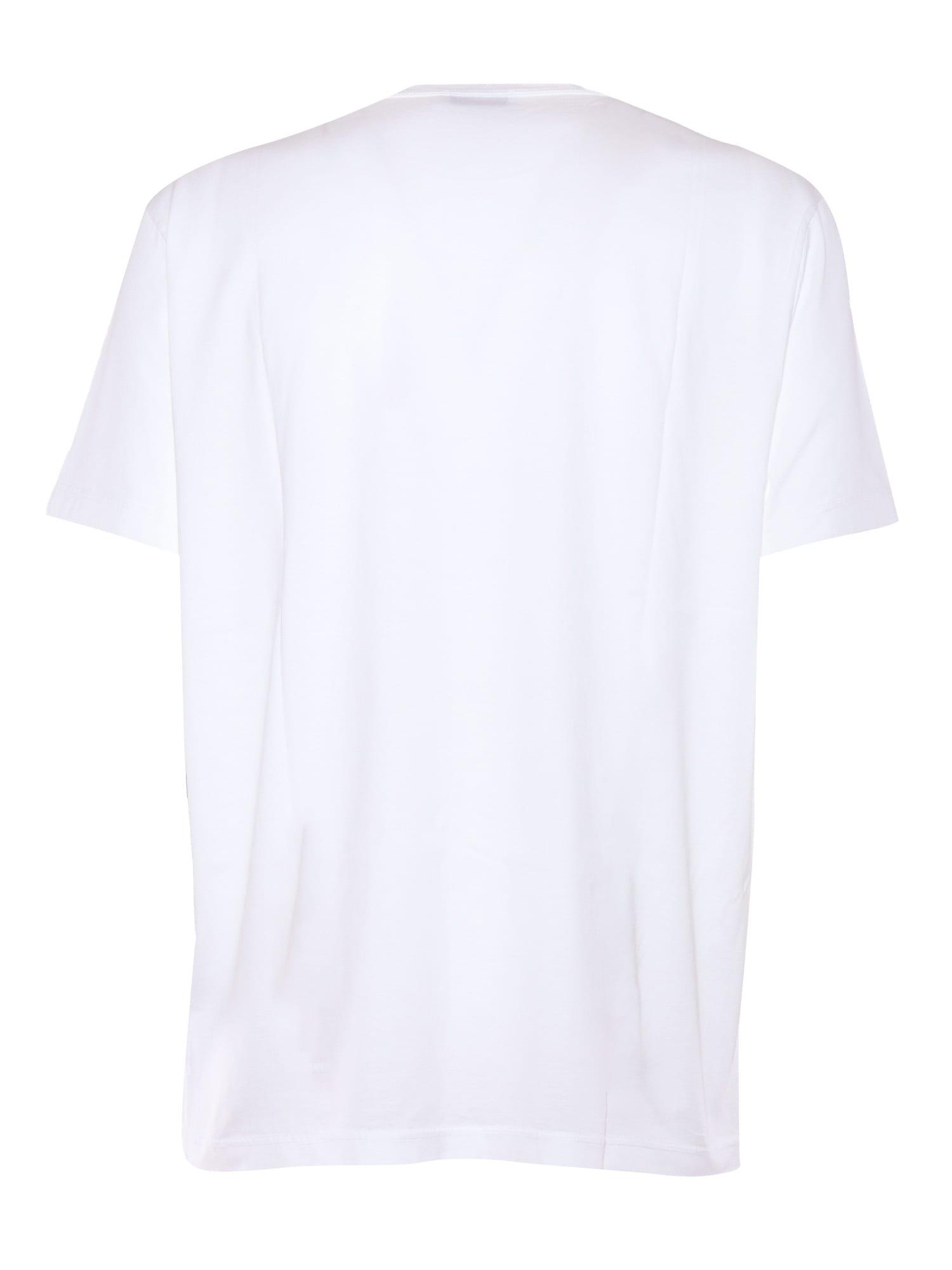 White T-shirt With Logo Plate On The Front, Short Sleeves, Crew Neck.