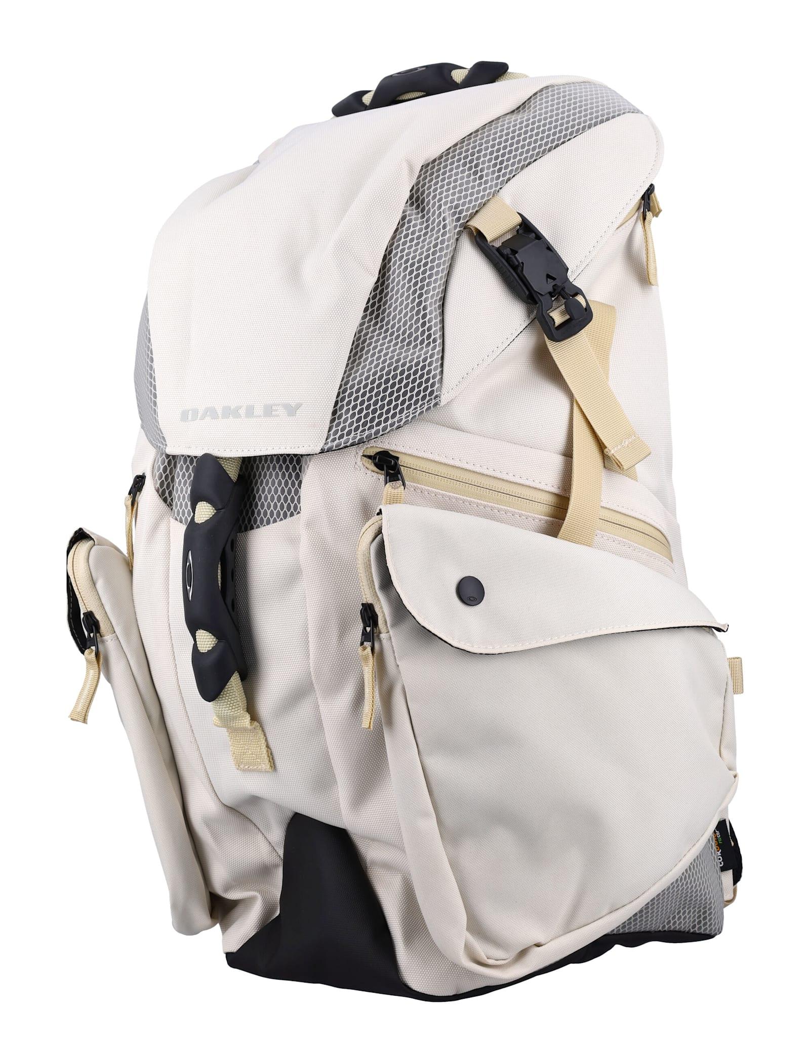 Latitude Flex Pack