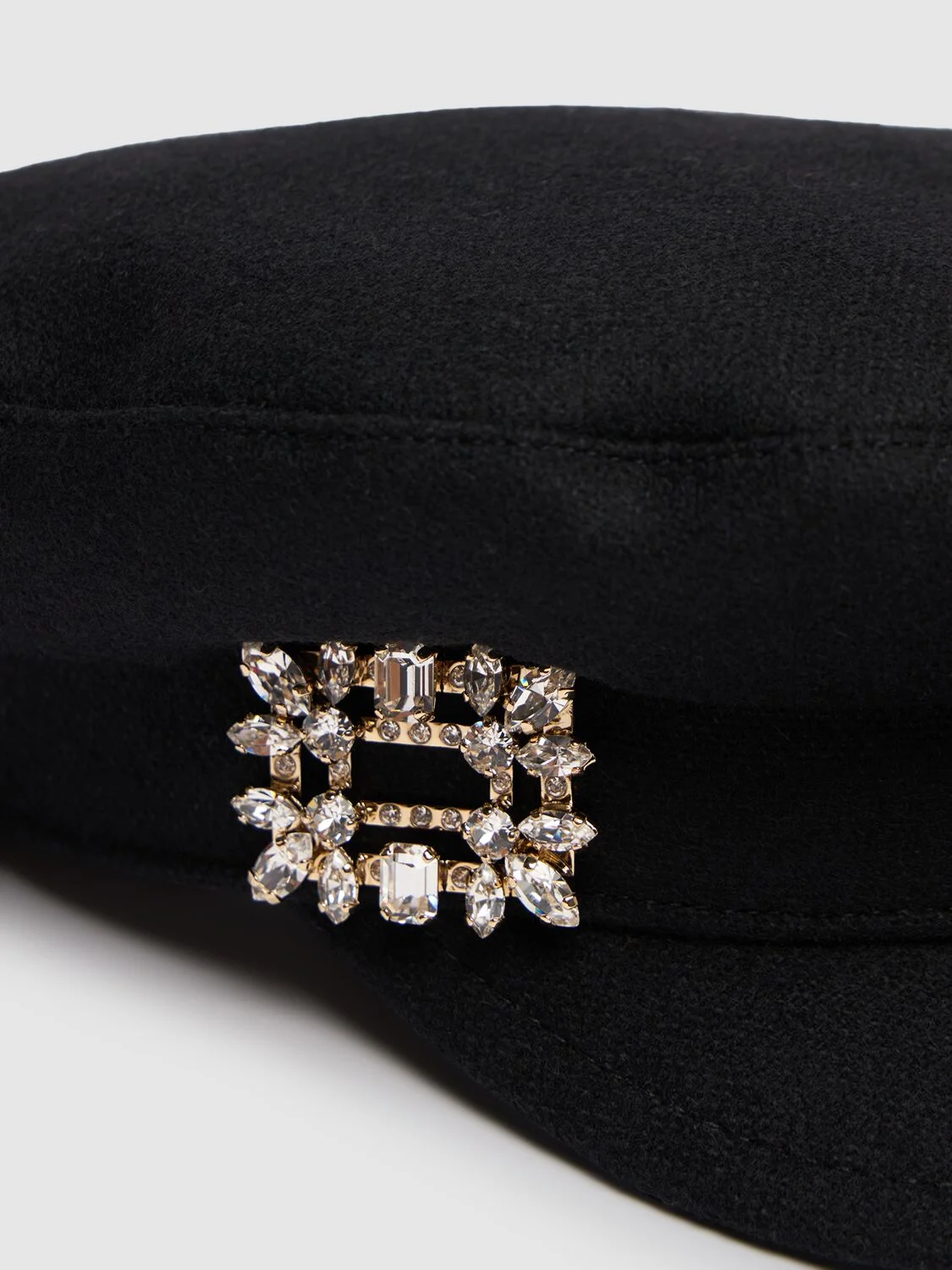 RV crystal broach sailor cap