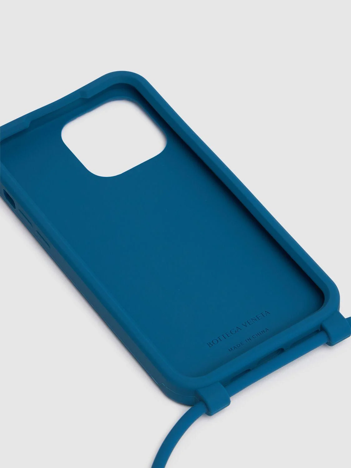 Intreccio rubber iPhone 14 Pro Max case