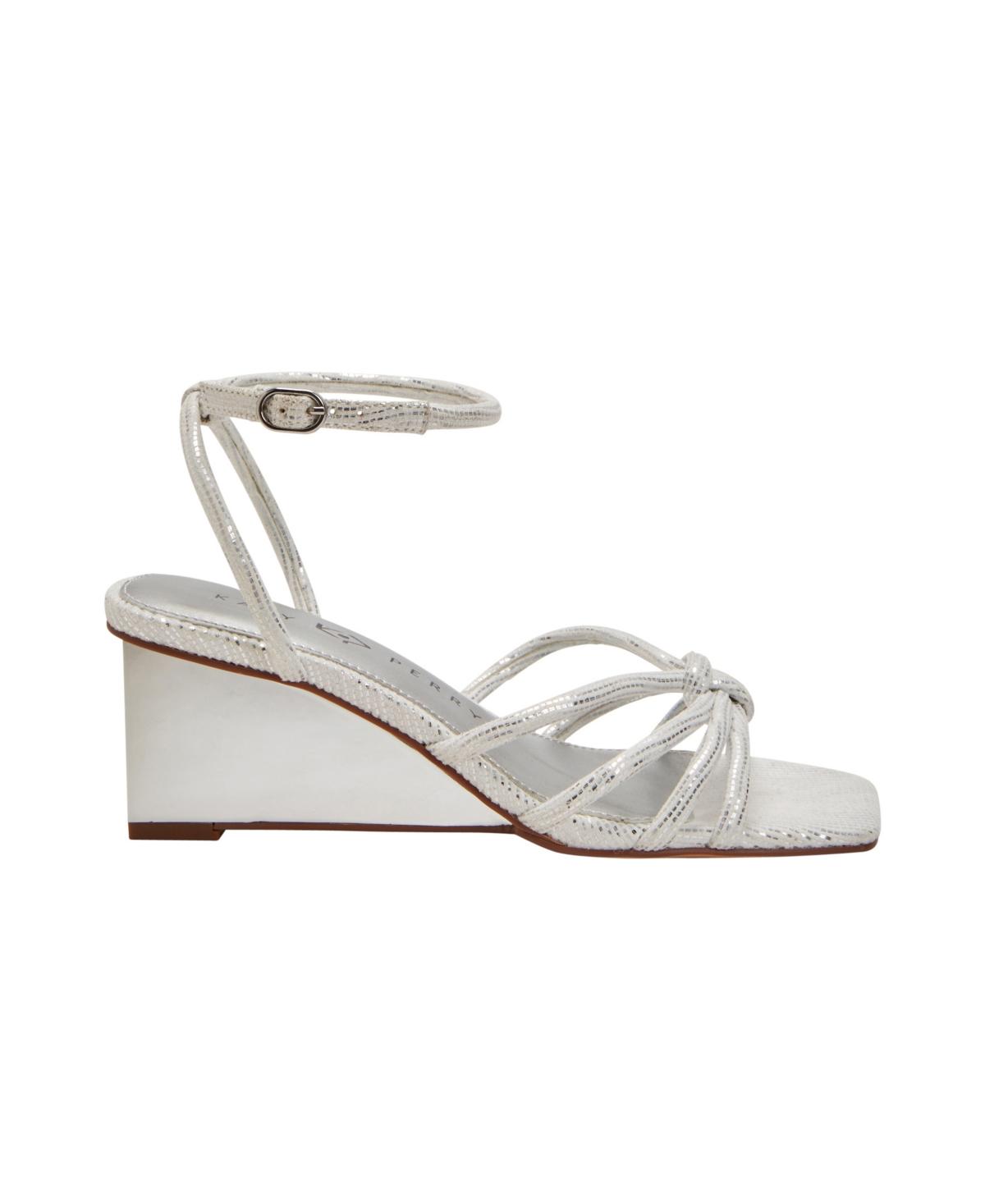 The Irisia Twisted Sandal