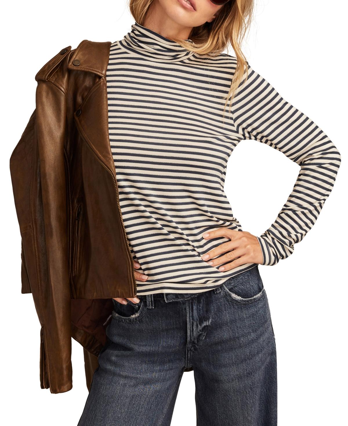 Women's Metallic Striped Long-Sleeve Turtleneck Top