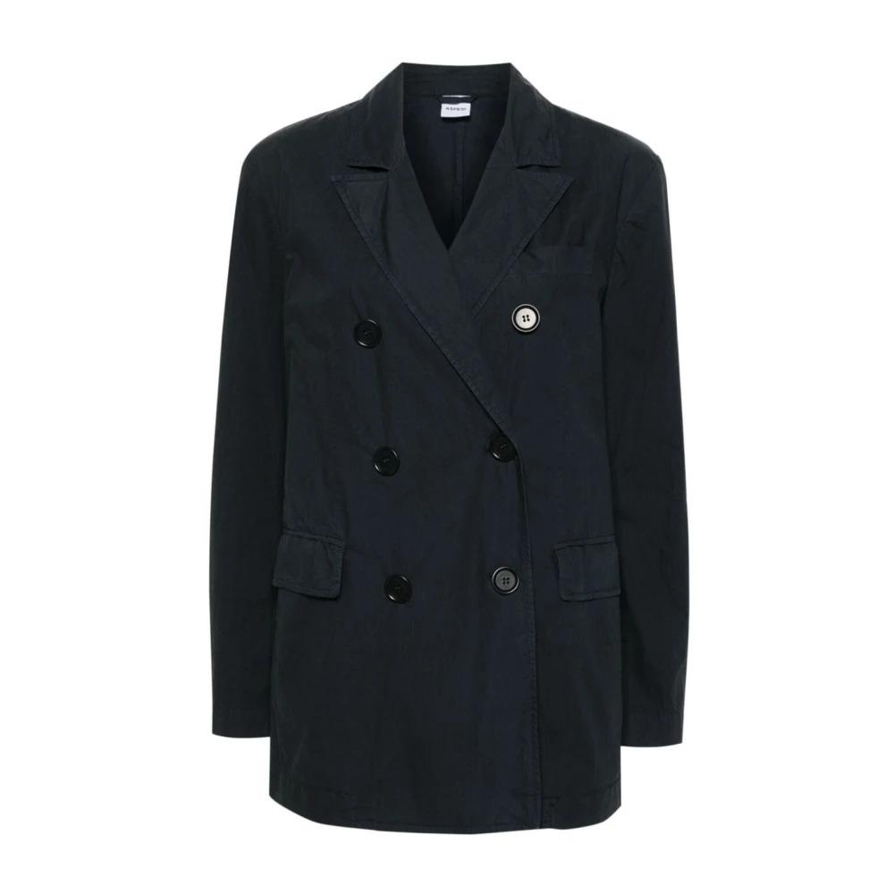 Navy Blazer for Stylish Outfits