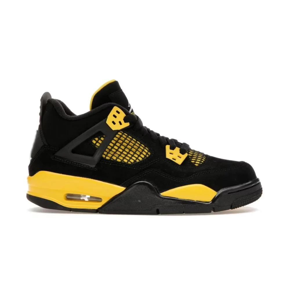 Air Jordan 4 Retro "Thunder 2023" sneakers