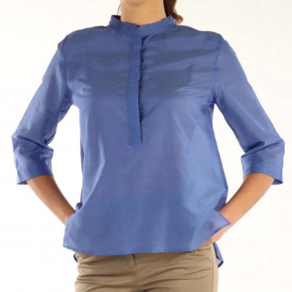 Women's Buttoned Blouse