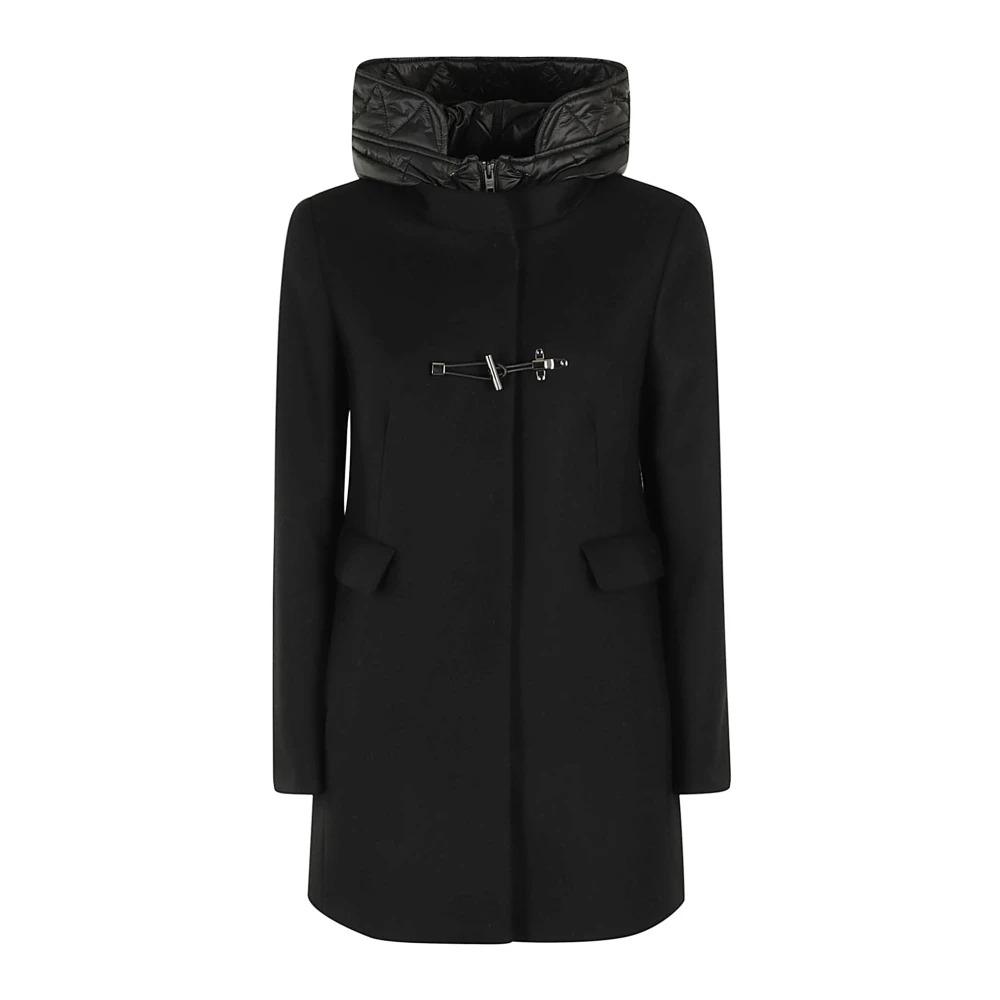 Nylon Toggle Coat Double-Breasted Front