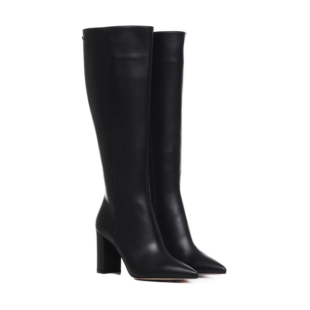 Pointed Black Calfskin Boots