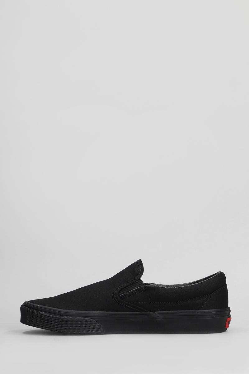 Vans Ua Classic Slip-On Sneakers in Black